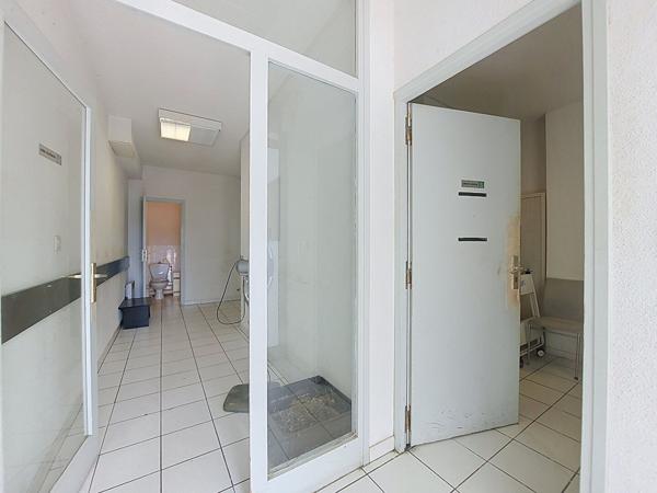 A VENDRE - TOULOUSE quartier Purpan - Local commercial de 33m² en rez-de-chaussée