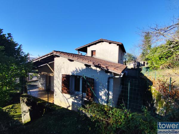 Maison
                                                                                                                                                                                                                                                                                                                        6 pièce(s)                                                                                                                                                                                                          4 chambre(s)                                                                                                                                                                                                          158  m²