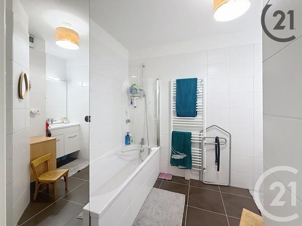 Appartement T4 à vendre  4 pièces - 74,64 m2 REIMS - 51