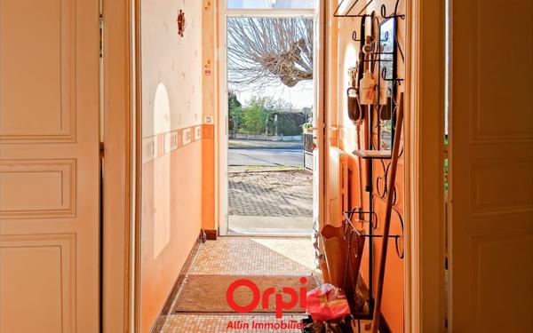 Maison à vendre    4 pièces • 8 088 m2 Commentry