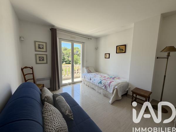 Maison à vendre 7 pièces 210 m² Saint-Cannat