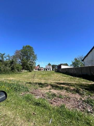 Terrain de 1 233 m²