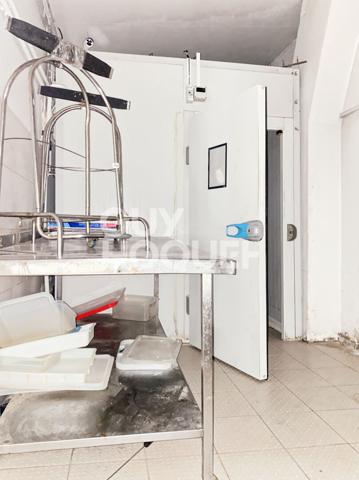 Murs libres à vendre avec extraction - Nanterre Centre Ville