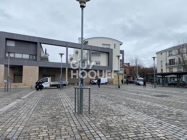 Murs libres à vendre avec extraction - Nanterre Centre Ville