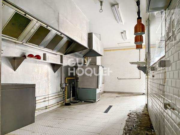 Murs libres à vendre avec extraction - Nanterre Centre Ville