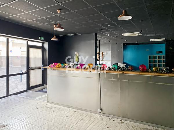 Murs libres à vendre avec extraction - Nanterre Centre Ville