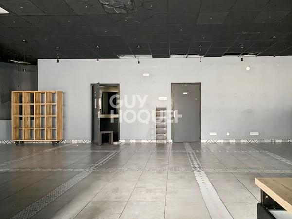 Murs libres à vendre avec extraction - Nanterre Centre Ville