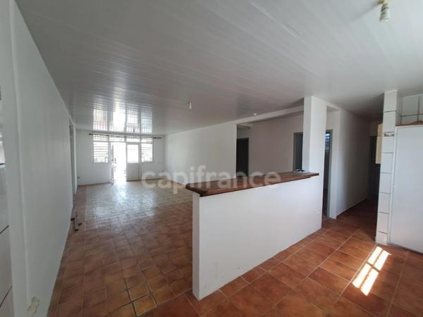 Maison à vendre 4 pièces  (973)