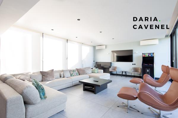 Maison
         8 pièces
        - 250 m² Exclusivité 972 250 € *
