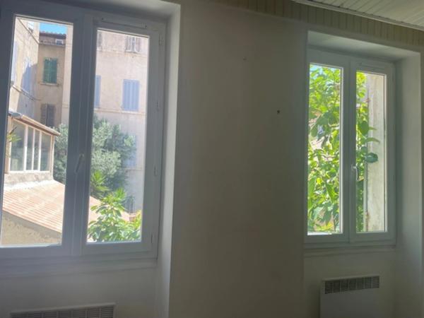 MARSEILLE 5EME A VENDRE T1/2 37M2 CAMAS 165 000 EUROS