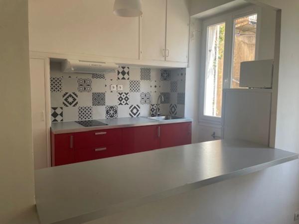 MARSEILLE 5EME A VENDRE T1/2 37M2 CAMAS 165 000 EUROS