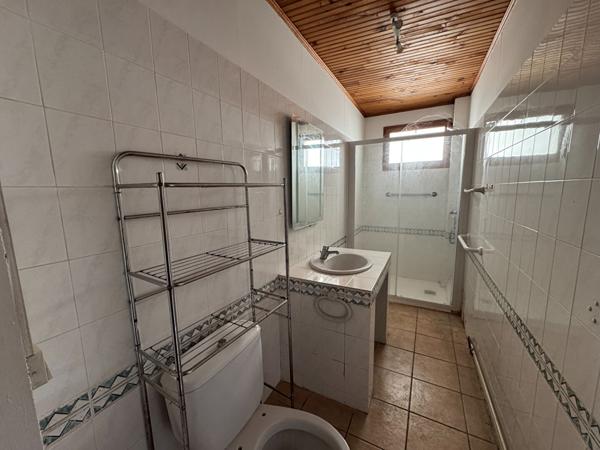 Maison Quillan 9 pièce(s) 221.27 m2