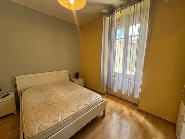 Maison Quillan 9 pièce(s) 221.27 m2