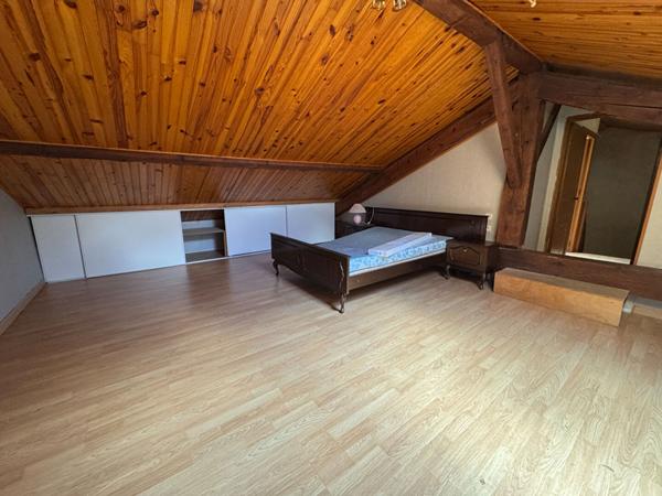 Maison Quillan 9 pièce(s) 221.27 m2