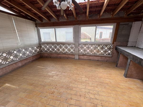 Maison Quillan 9 pièce(s) 221.27 m2