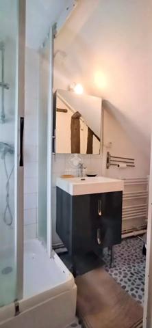 Location                                                      Appartement
                        
                     1 pièces                      22 m2                     à Rouen