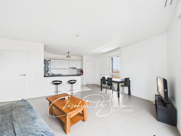 PLACE DU GÉNÉRAL DE GAULLE – RÉSIDENCE GRAFIK