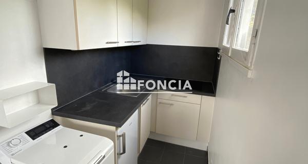Location Studio meublé 24.62 m² - Sceaux 92330