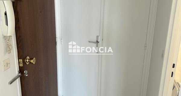 Location Studio meublé 24.62 m² - Sceaux 92330