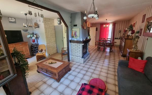 Maison à vendre    3 pièces • 93 m2 Saint-Yrieix-la-Perche