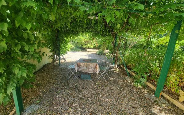 Maison à vendre    3 pièces • 93 m2 Saint-Yrieix-la-Perche