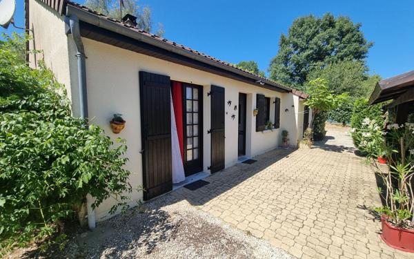 Maison à vendre    3 pièces • 93 m2 Saint-Yrieix-la-Perche