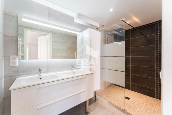 Maison Plan De Cuques 317 m², Prestations haut de gamme , piscine, grand terrain,