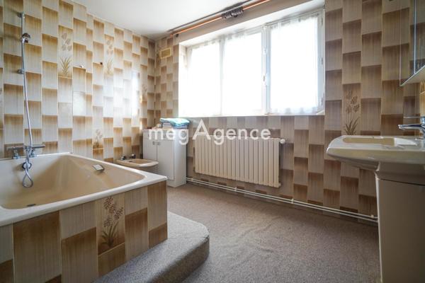 Maison à LARMOR-PLAGE, 56260 - 5 pièces 132m²