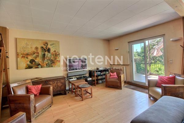 Maison Massy 160 m² habitables édifiée sur terrain représentant 365 m²