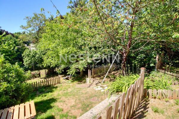 Maison Massy 160 m² habitables édifiée sur terrain représentant 365 m²