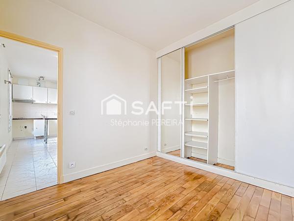 Appartement à 9 minutes à pied du RER A, avec cave