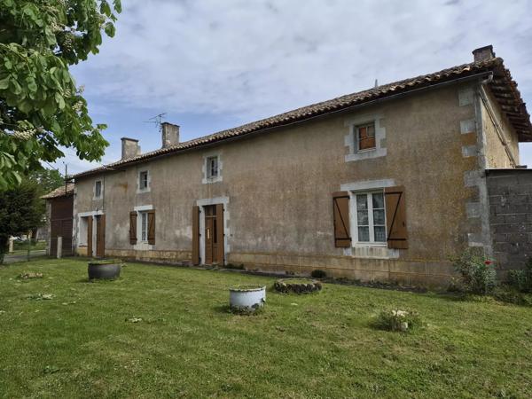 VALENCE EN POITOU