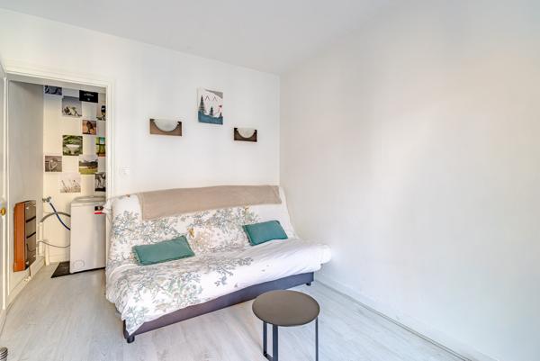 Gare de Lyon - Appartement 2 pièces bon état général