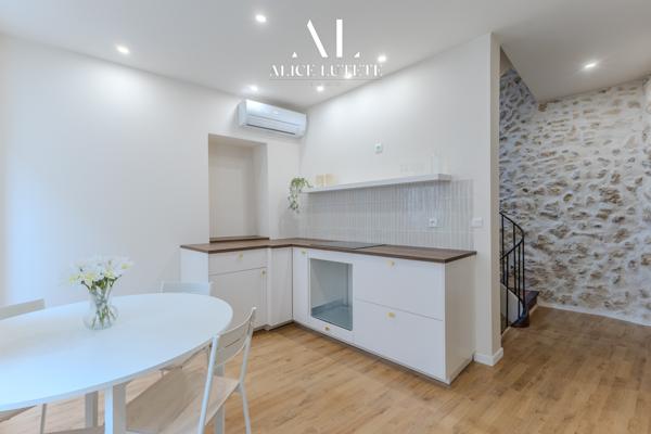 Auriol (13390) *** - Maison de ville rénovée de 100 m²