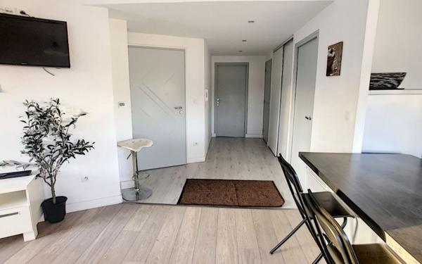 Appartement à louer    2 pièces •  Tours