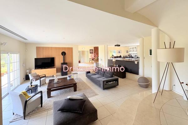 Maison à vendre 9 pièces de 380 m²