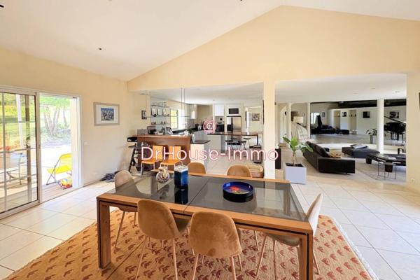 Maison à vendre 9 pièces de 380 m²