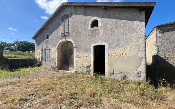 Maison à vendre    9 pièces •  Dax