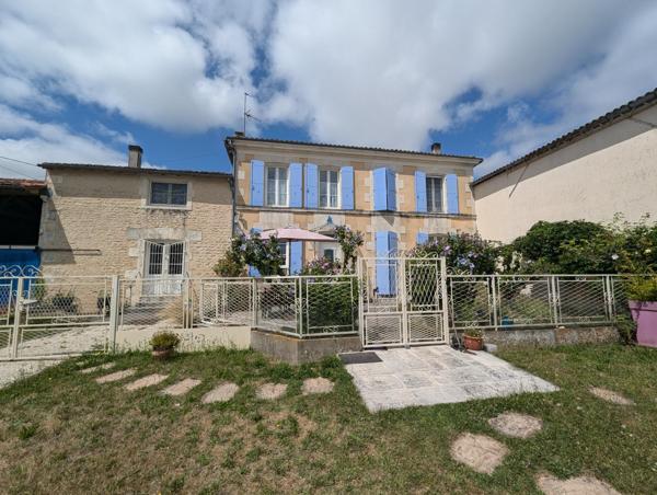 Maison de 170 m² avec 4 chambres et dépendances