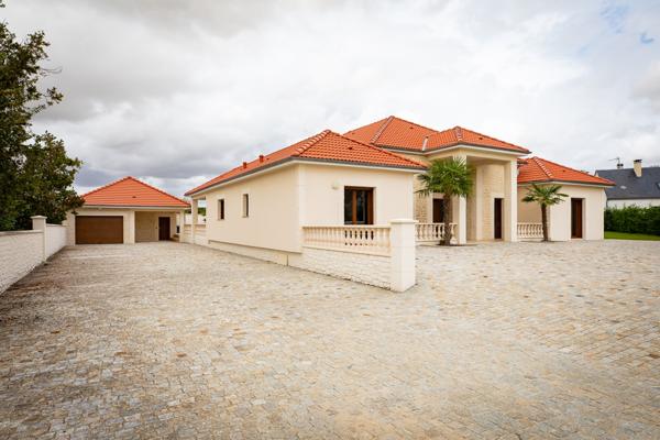 Villa contemporaine d’exception – 206 m² habitables – Châteaudun (28200)