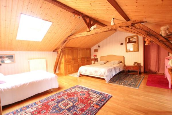 Maison à Doué-en-Anjou, 49700 - 7 pièces 226m²