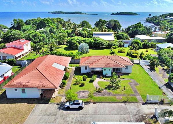 Maison / APPT F2 mitoyen de 44m2 avec jardin au François