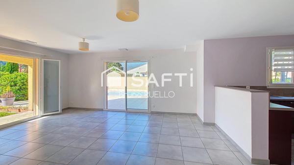 Villa 4 faces - 3 Chambres - SOREDE (66690)