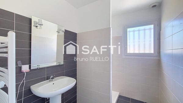 Villa 4 faces - 3 Chambres - SOREDE (66690)
