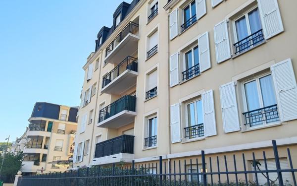 Appartement à vendre    3 pièces • 61,88 m2 Franconville