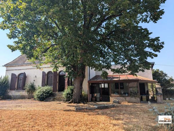 Belle maison de ville avec jardin !