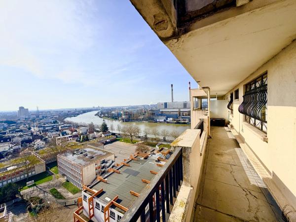 Vente                                                      Appartement
                        
                     2 pièces                      51 m2                     à Alfortville
