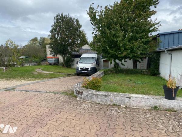 Local commercial + appartement