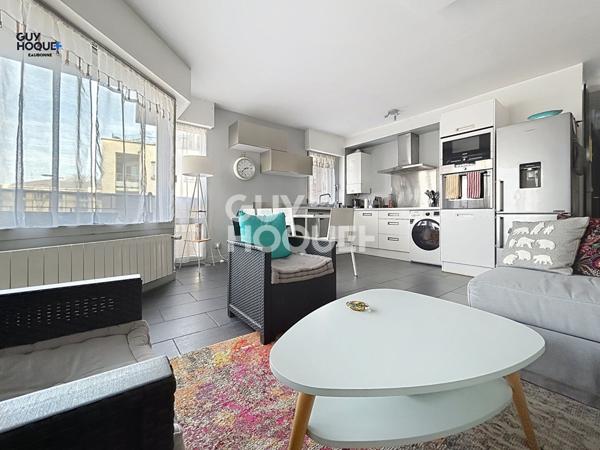 Appartement 2 pièces 48.3m² ( DPE en C ) avec balcon 4m² + cave et parking en parfait état : Centre-ville d'Eaubonne