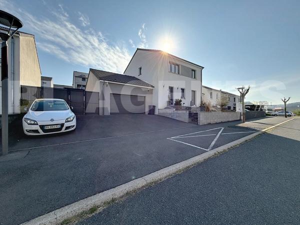 Gorcy – Maison récente, prête à vivre.